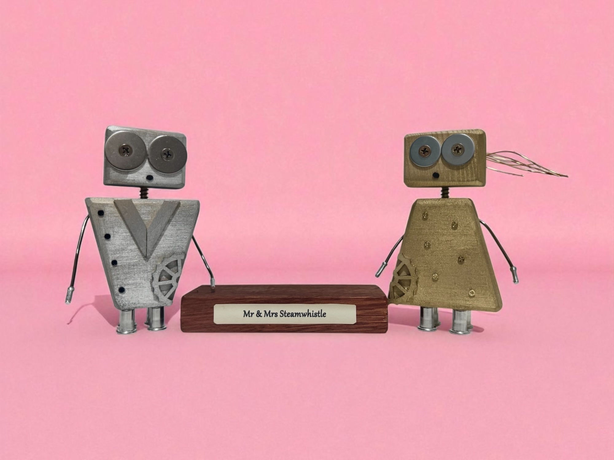 Rivet & Rose G-01 – Wooden Robot Couple (Customisable)