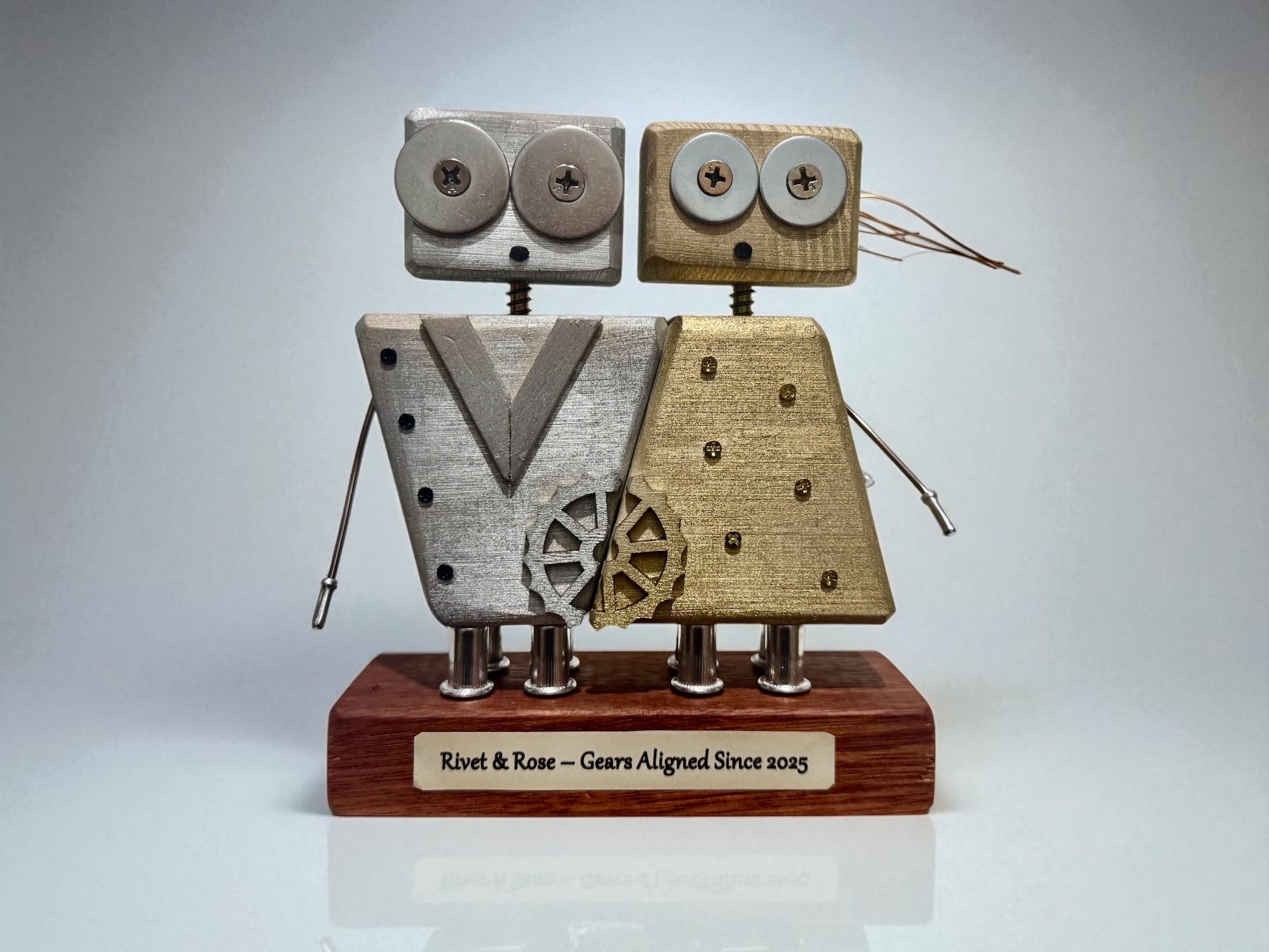 Rivet & Rose G-01 – Wooden Robot Couple (Customisable)