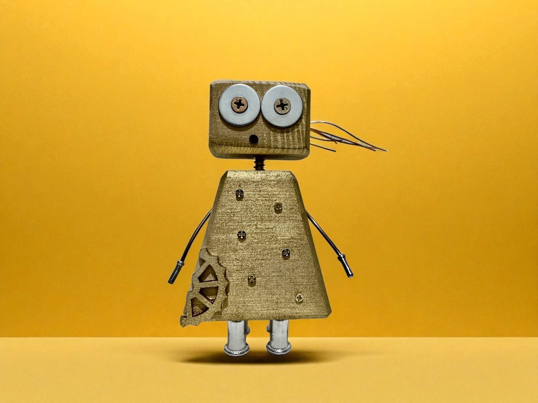 Rivet & Rose – Wooden Robot Couple