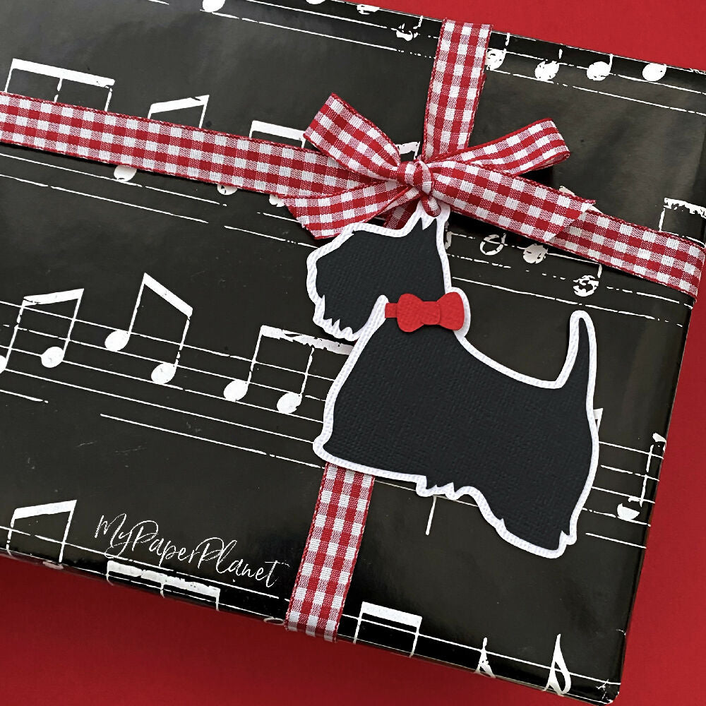 Christmas Scottie Dog gift tags. Scottish terrier with bow.