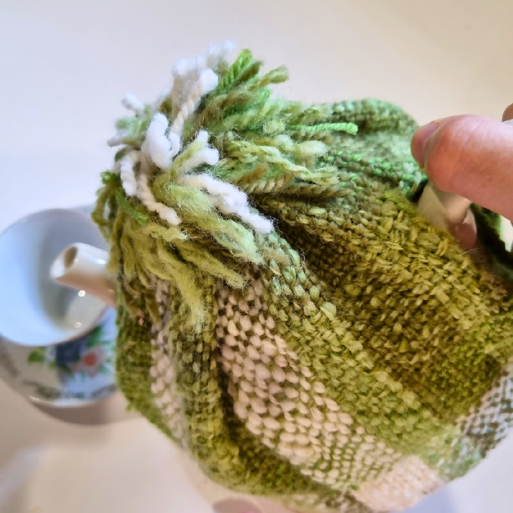 australian-artist-handmade-handwoven-green-white-tea cosy-5