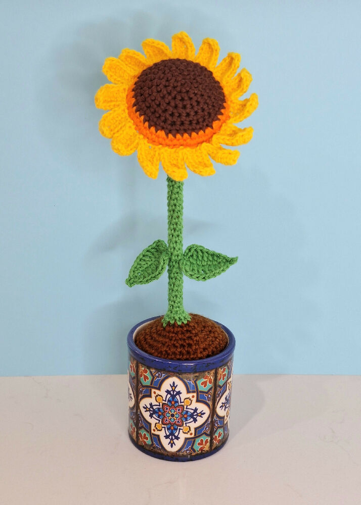 crocheted sunflower