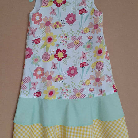 Pretty Child's Dresses sizes 1 to 6