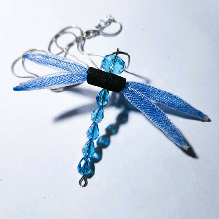 Pendant necklace dragonfly in blue crystal with mesh wings