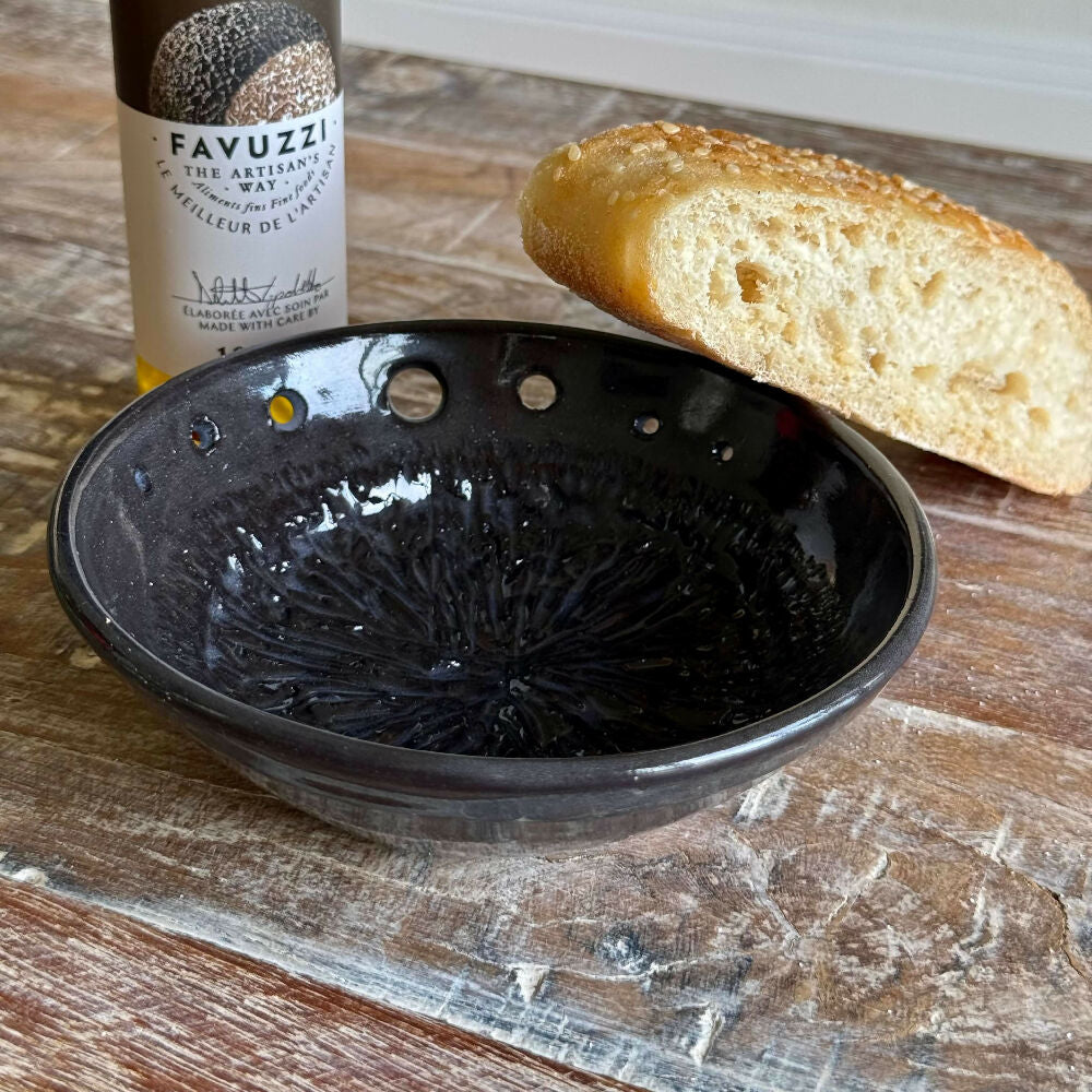 Australian-Ceramic-Artist-Ana-Ceramica-Handmade-Pottery-Ceramics-Home-Decor-Kitchen-and-Dining-Servingware-Large-Grater-Herb-Stripper-Combo-Black-Clay-Wheel-Thrown-Pottery