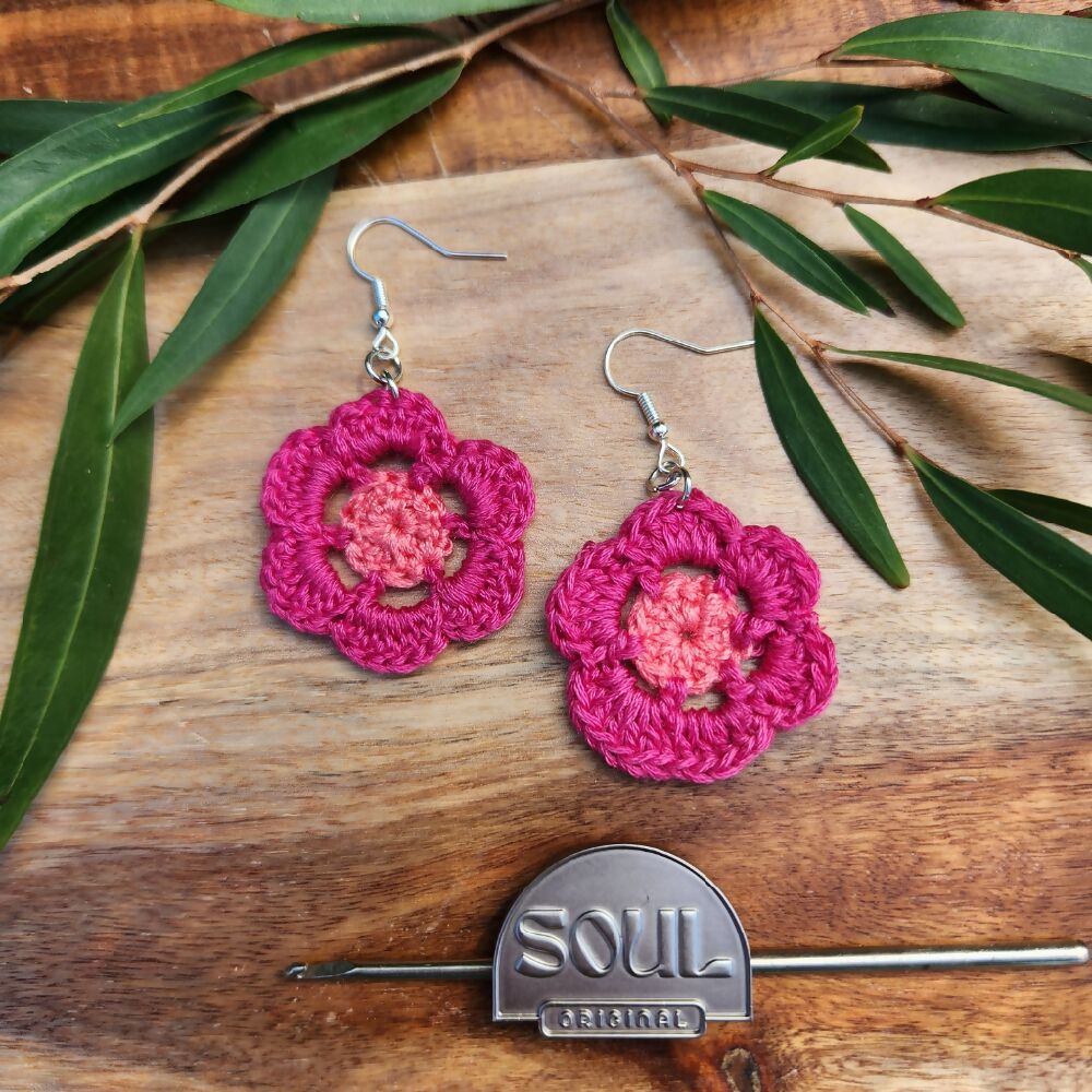 flower hot pink 3
