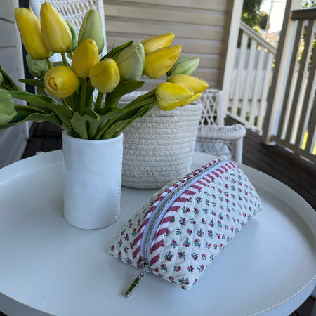 Liberty Trixie zip pouch - Small Hearts, (Liberty of London)