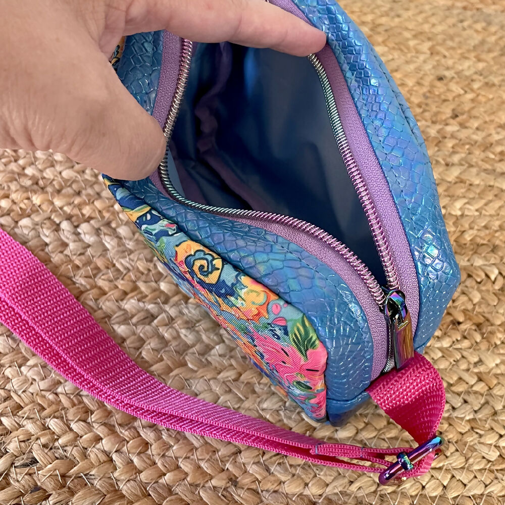 Australian-artist-handmade-bag-pink-blue-seahorses-crossbody-kids-08