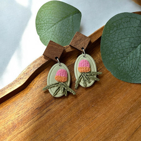 Banksia Earrings Green