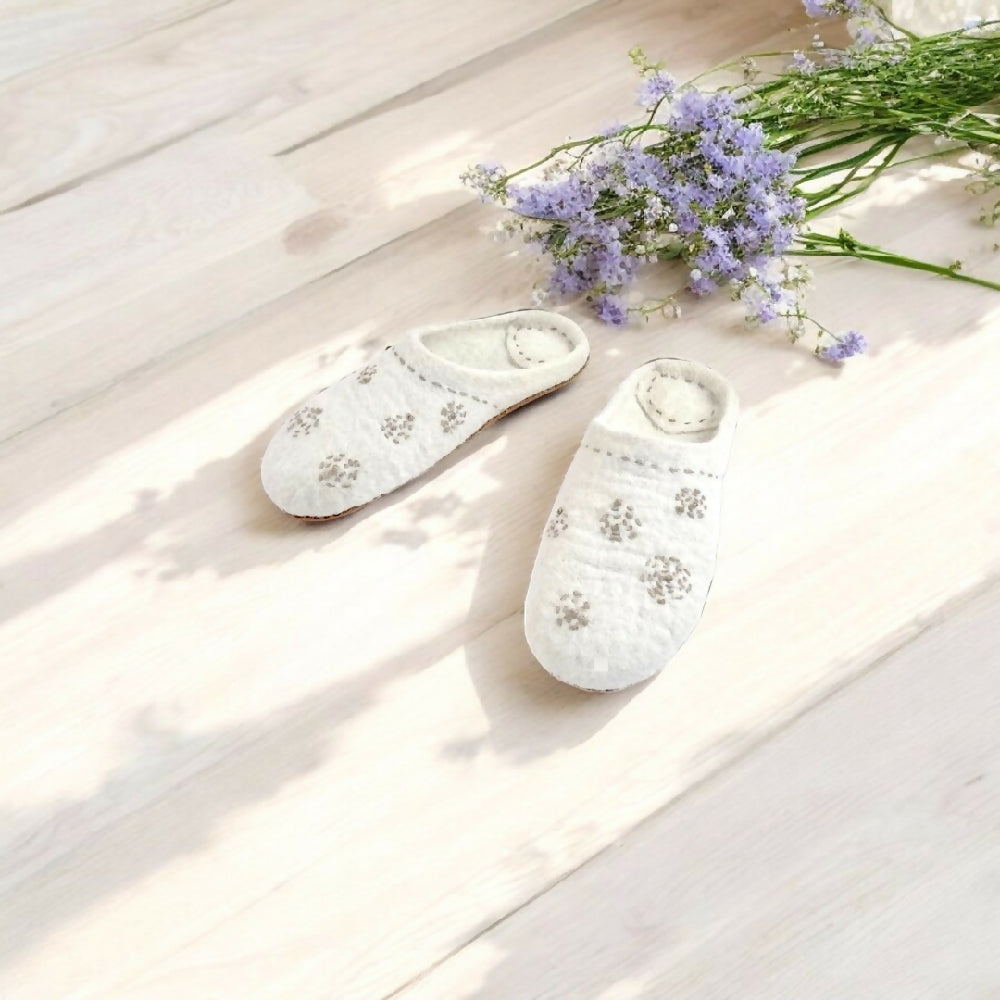 Natural cream felt mules - Valla