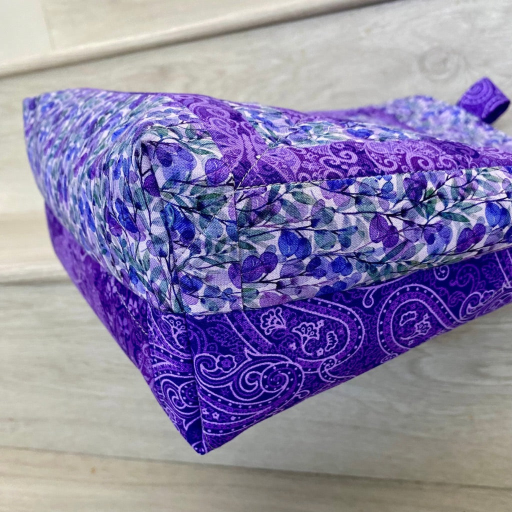 Lavender Whirl” Patchwork Tote – Floral & Paisley Quilted Bag