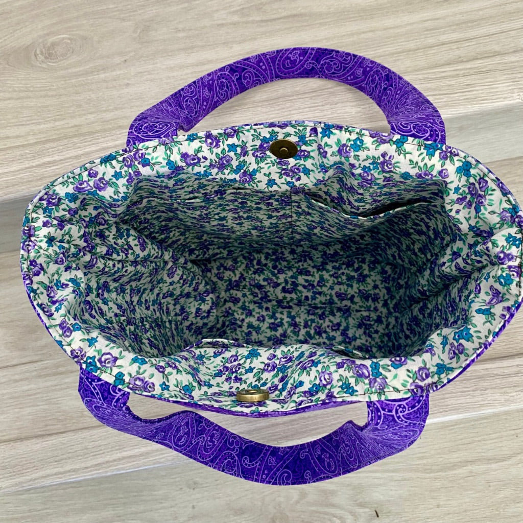 Lavender Whirl” Patchwork Tote – Floral & Paisley Quilted Bag