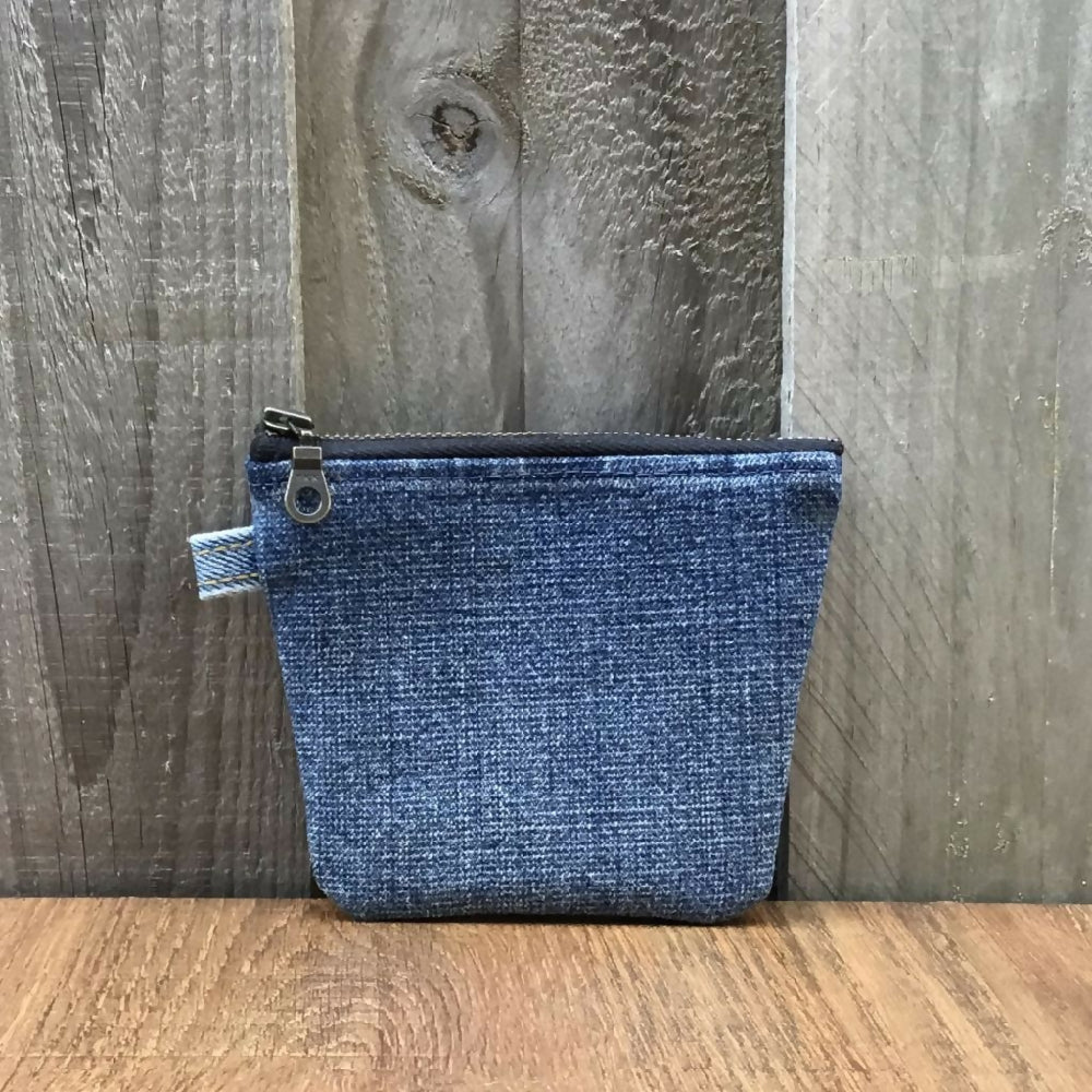 upcycled-denim-purse-01a