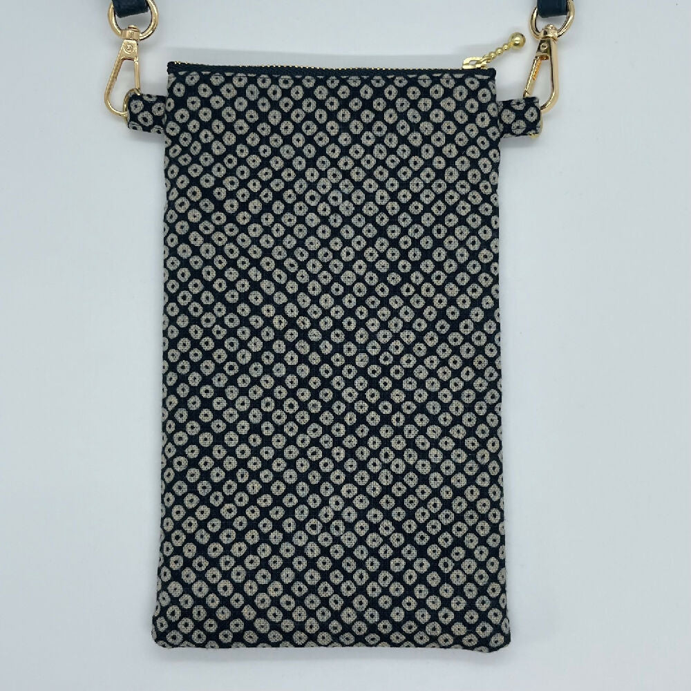 Crossbody phone bag