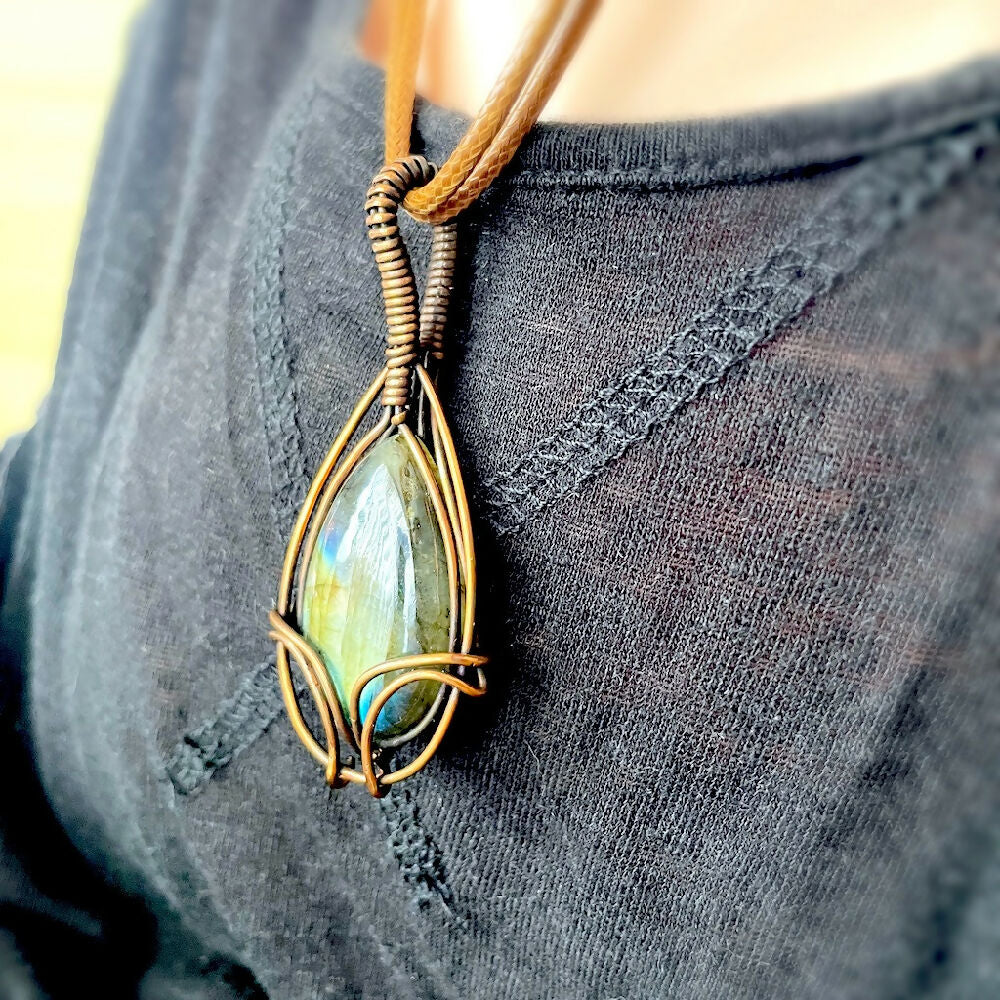 Australian-artist-handmade-jewellery-pendant-unique-labradorite-Charming-60x25mm-Wire-Wrapped-Labradorite-Pendant-worn-side