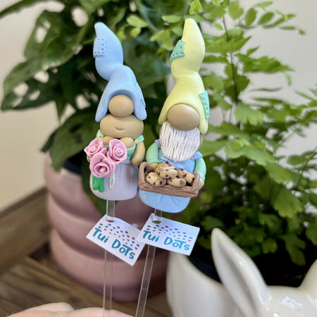 Tiny Gnomes pair - A little bit Easter