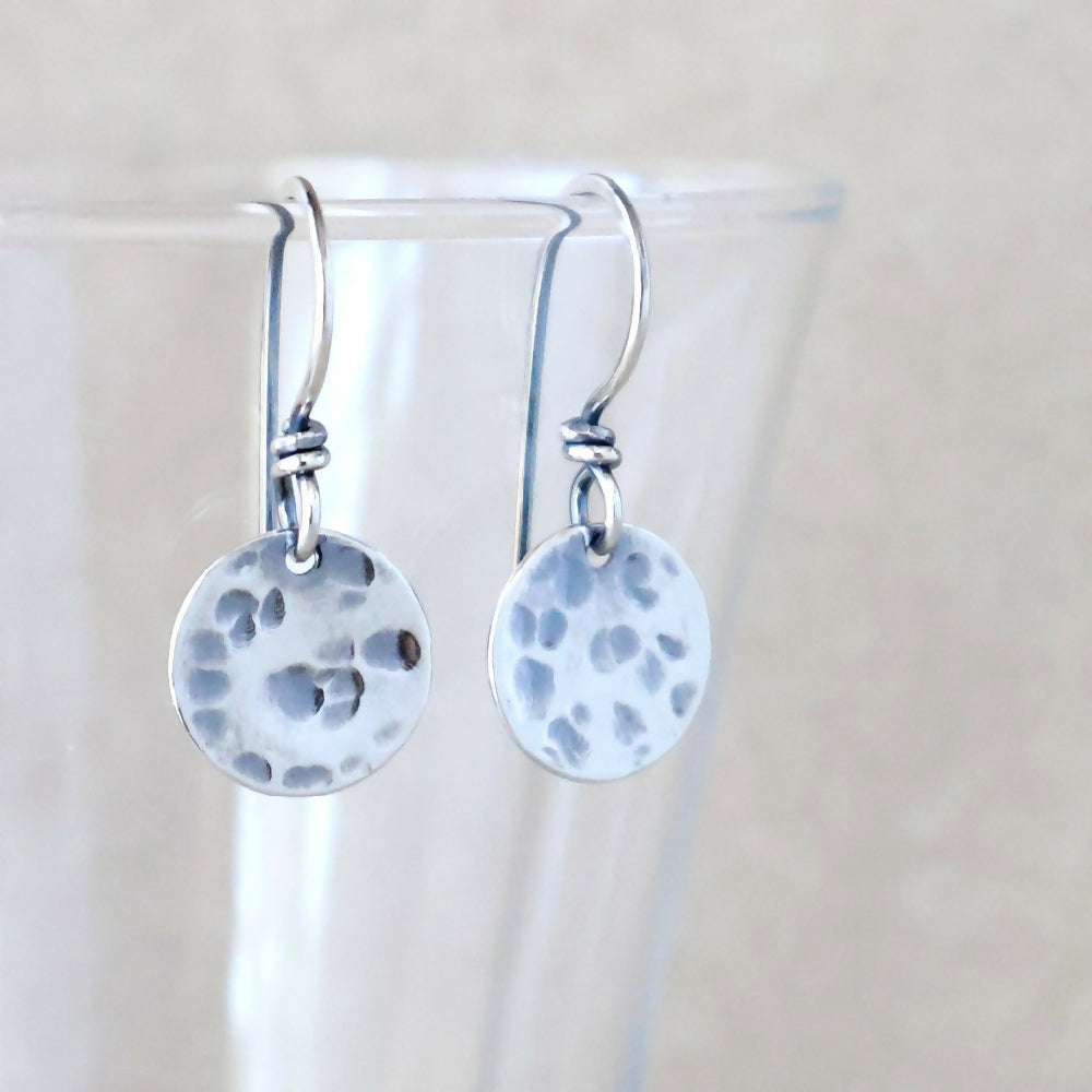 EMS06121_01_EthicalSterlingSilverMicroFullMoonEarrings
