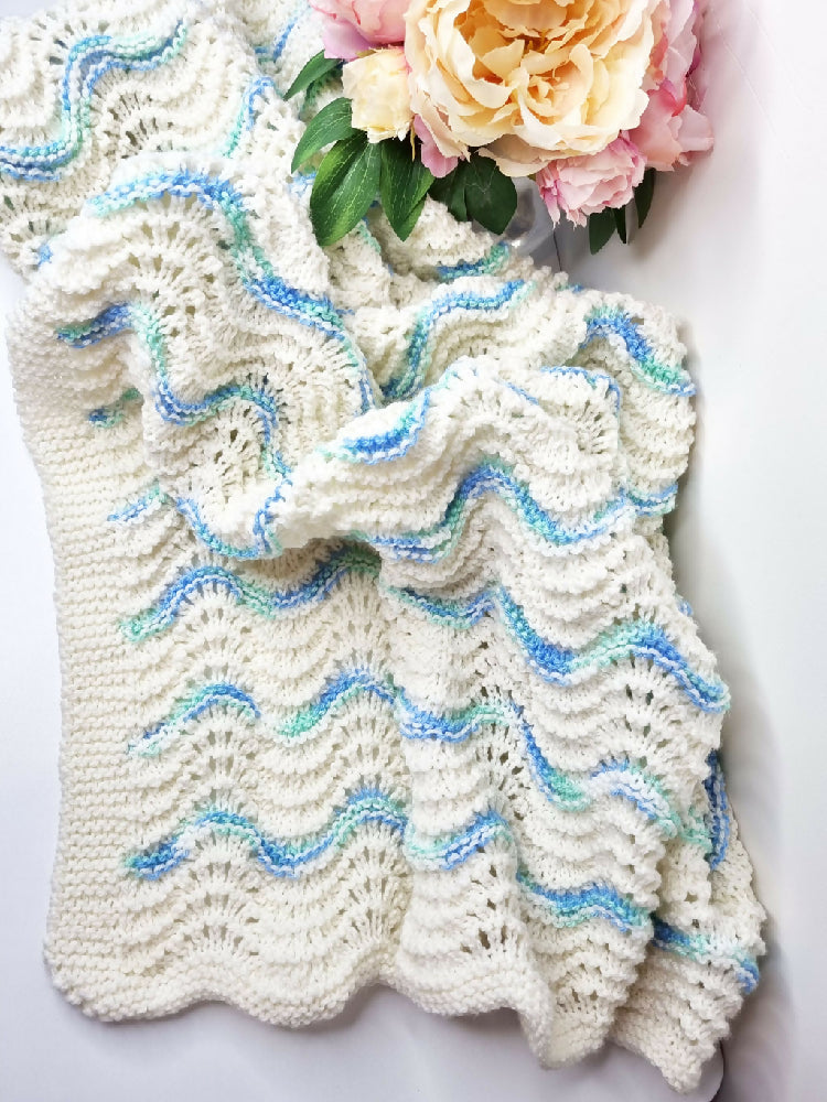 Baby-blanket-wave-blue-white-1