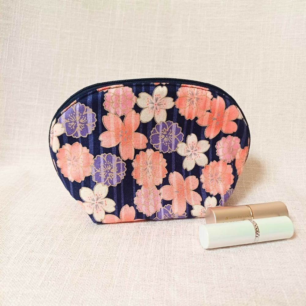 maru-ya_halfmoon pouch_blue sakura 1