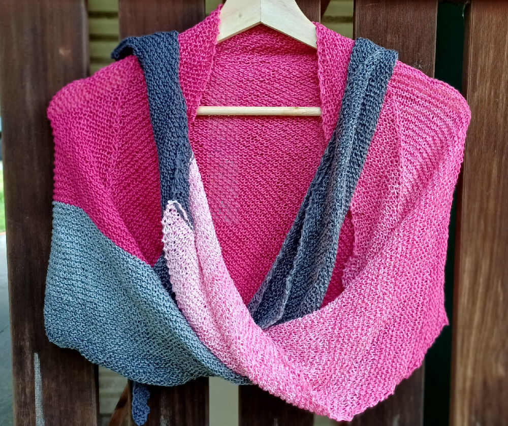 Knitted Scarf Pink and Grey - Celadon