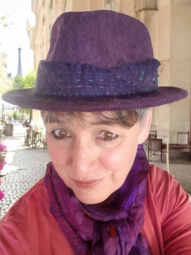 Purple fedora in Paris