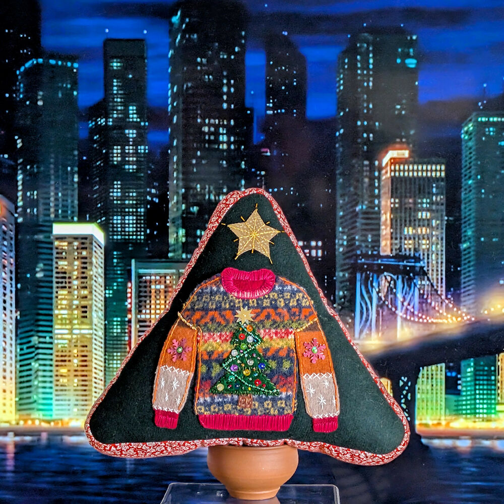 Xmas Tree cushion with city background