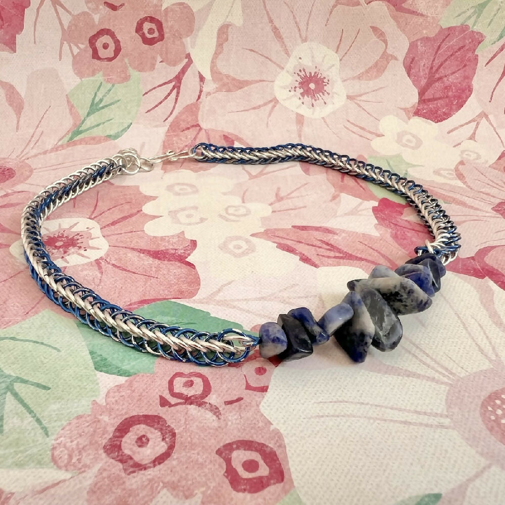 Silver plated half persian sodalite necklace detail1