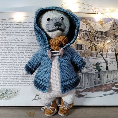 Elia the crocheted Italian Polar Bear