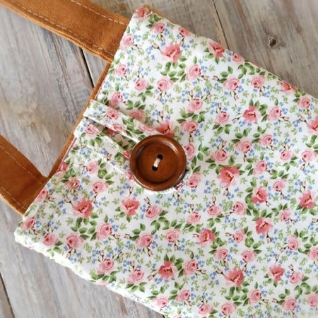 Mini Roses quilted phone bag - Small ditsy floral crossbody bag