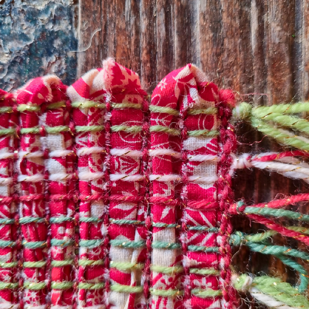 australian-artist-handmade-handwoven-christmas-red-white-coasters-7