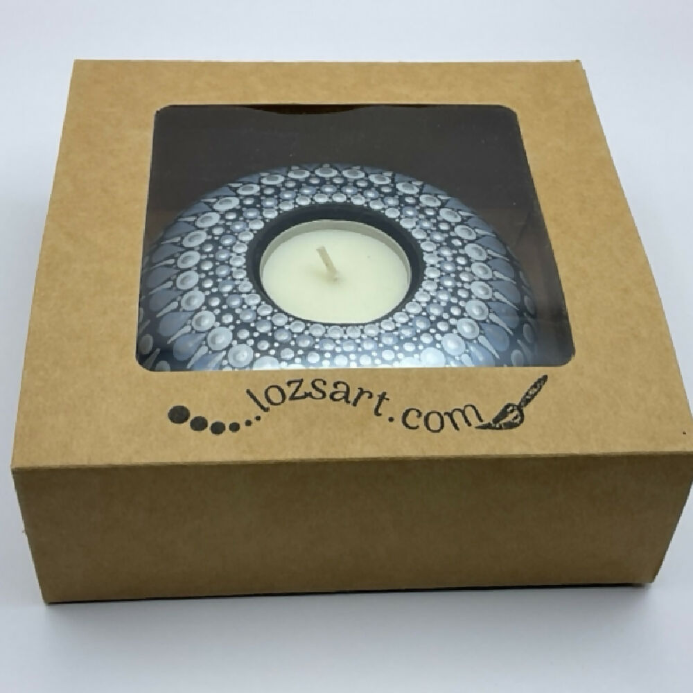 Copy of Unique Hand-painted Heart Tea-light Candle Holder Gift Boxed, Green, Gold & Black