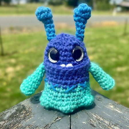 Blob Monster Mini Crochet Toy Blue Green