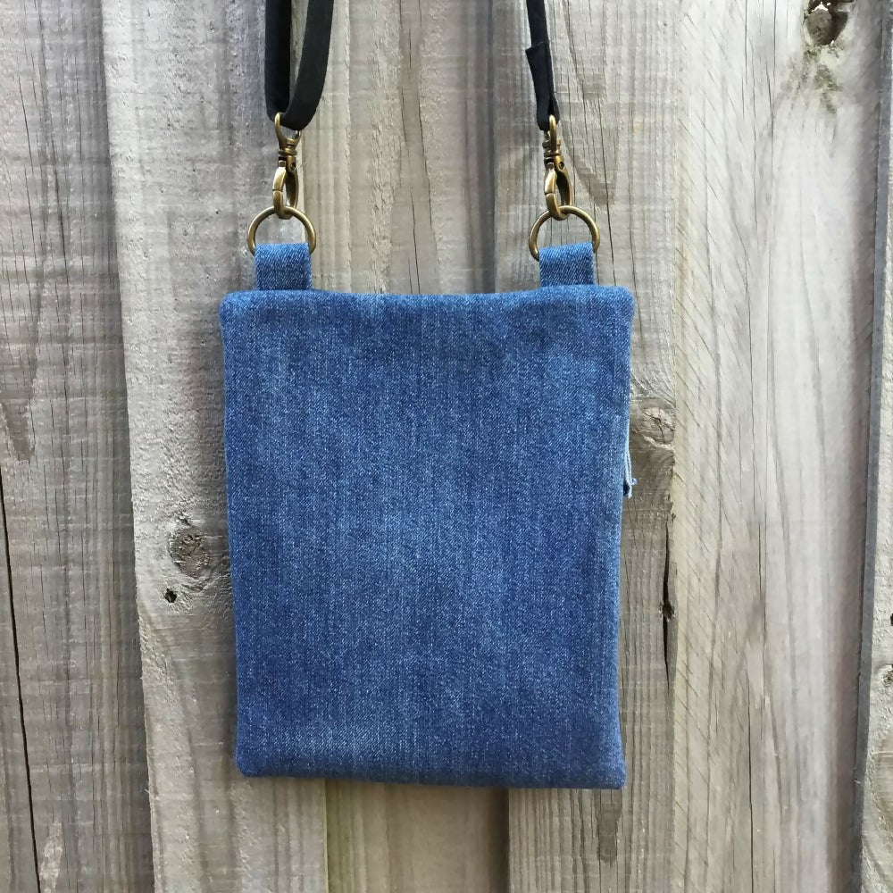 denim_crossbody_03f