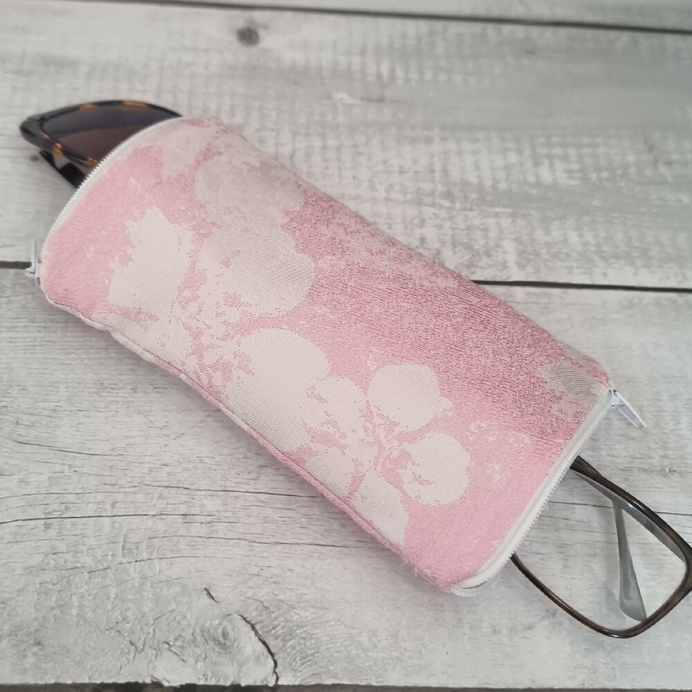 Upcycled double glasses pouch - pastel pink & flowers