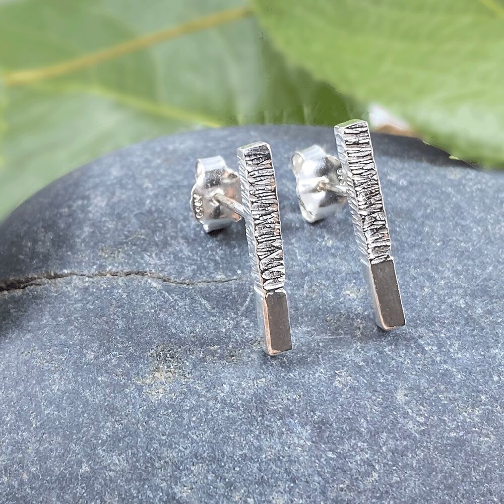 Argentium silver textured rectangle stud earrings 3