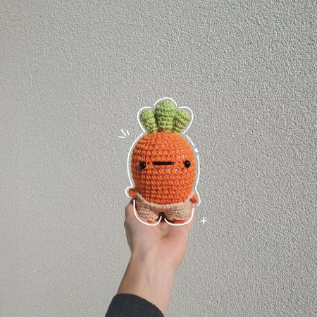 Crochet Carrot Guy