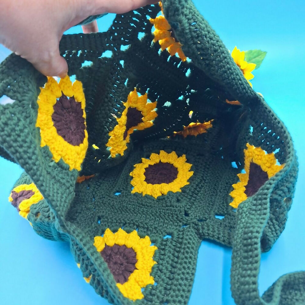 Tutti Fruitti Handmade Crocheted Sunflower Bag Green Inside