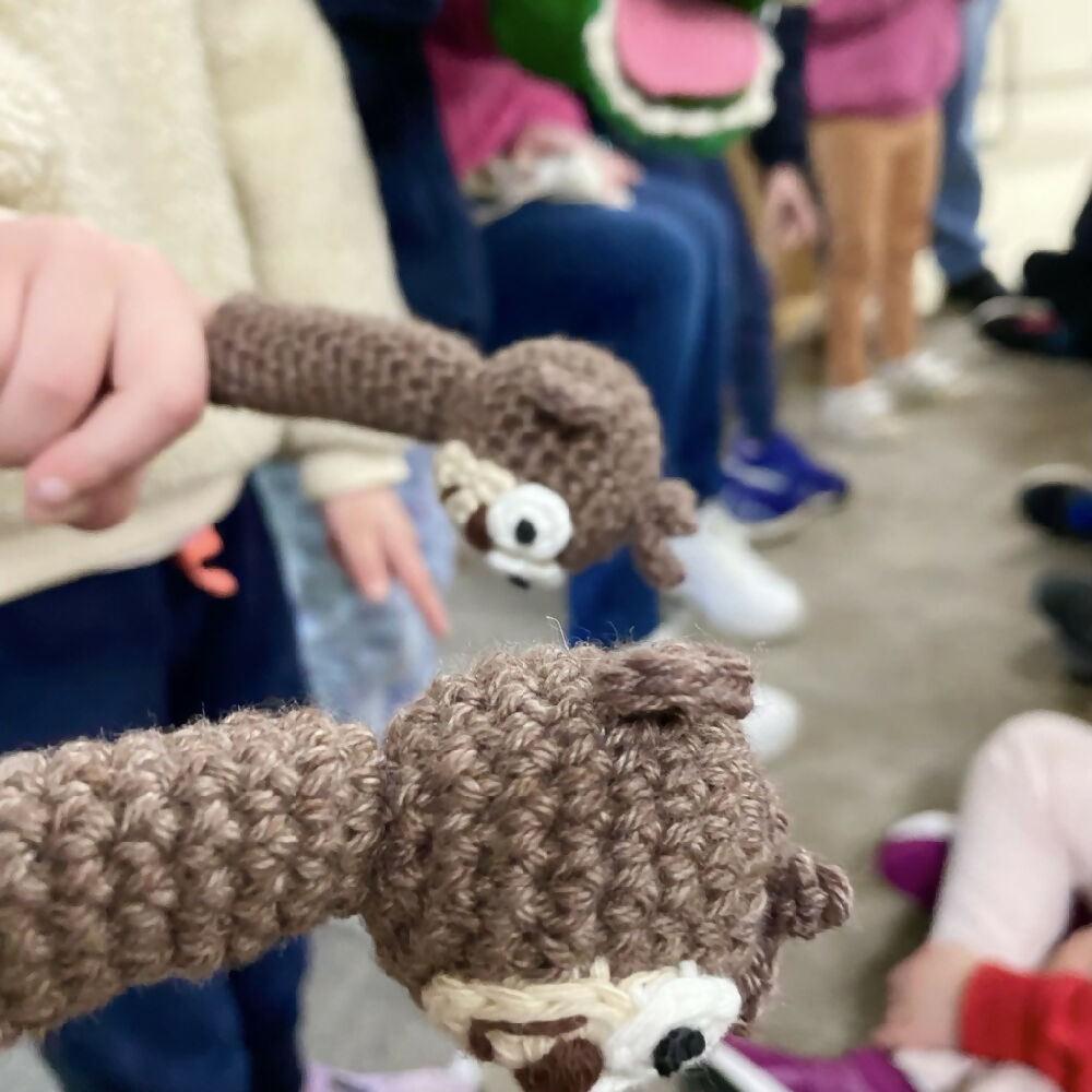 Finger Hand Puppets crochet Five Cheeky Monkeys Crocodile