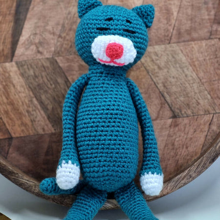 Cat crochet toy