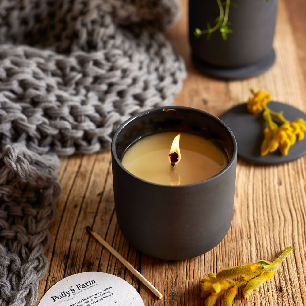 Pollys Farm Botanical Candle_Australian Flora_Charcoal Jar_LCD-AUFL-C