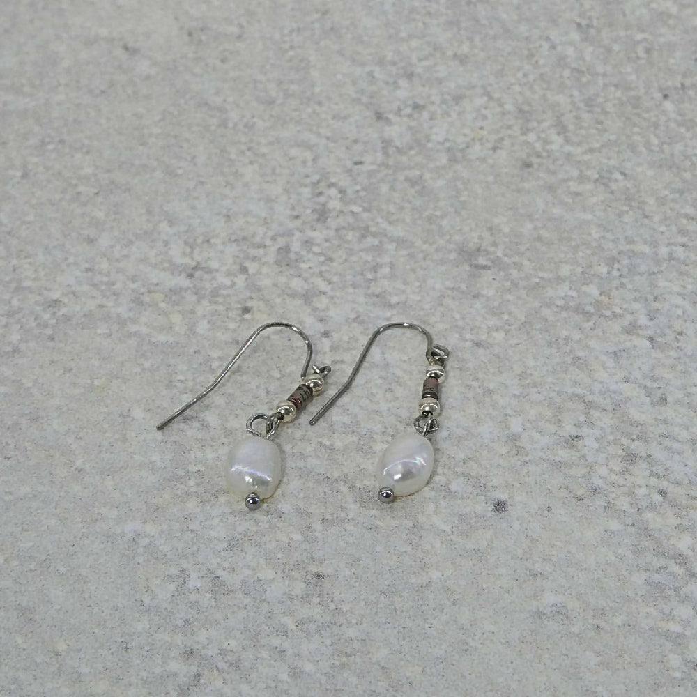 Stainless steel resistor and pearl card M010