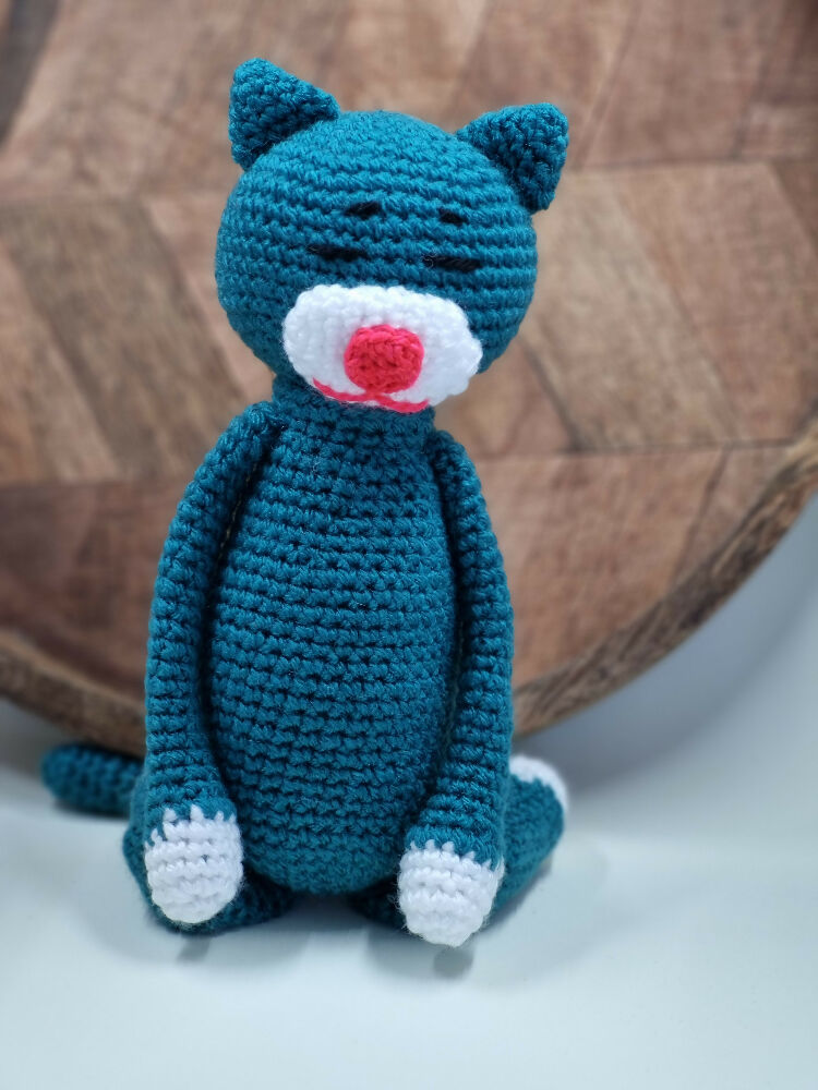 Cat crochet toy