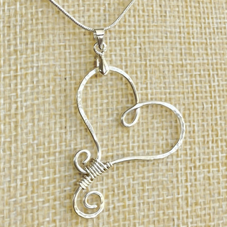 Sweet heart wire pendant necklace in silver filled or silver plate