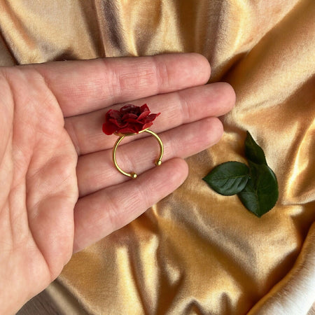 Single Rose sculpted statement ring - Deep Red