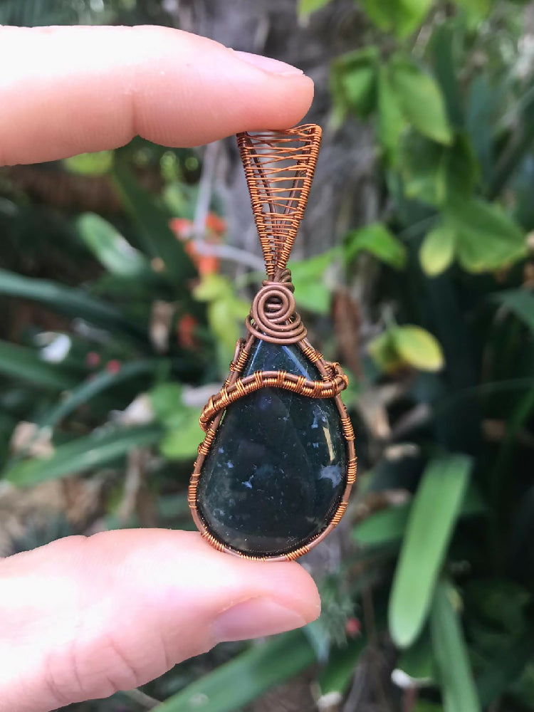 Moss Agate Woven copper necklace