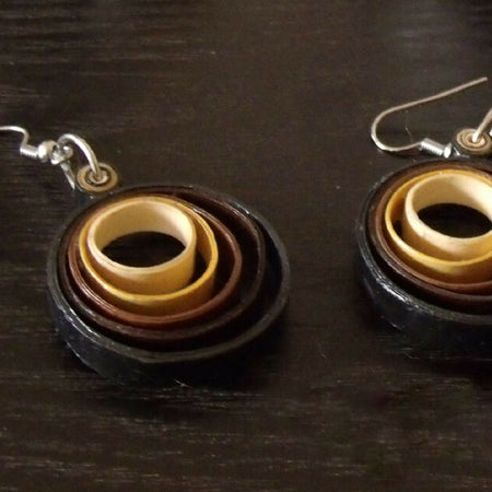 Quilled ombre brown earrings