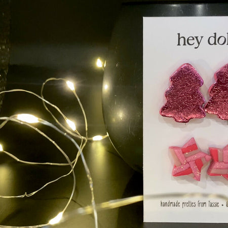 Pink Christmas stud set