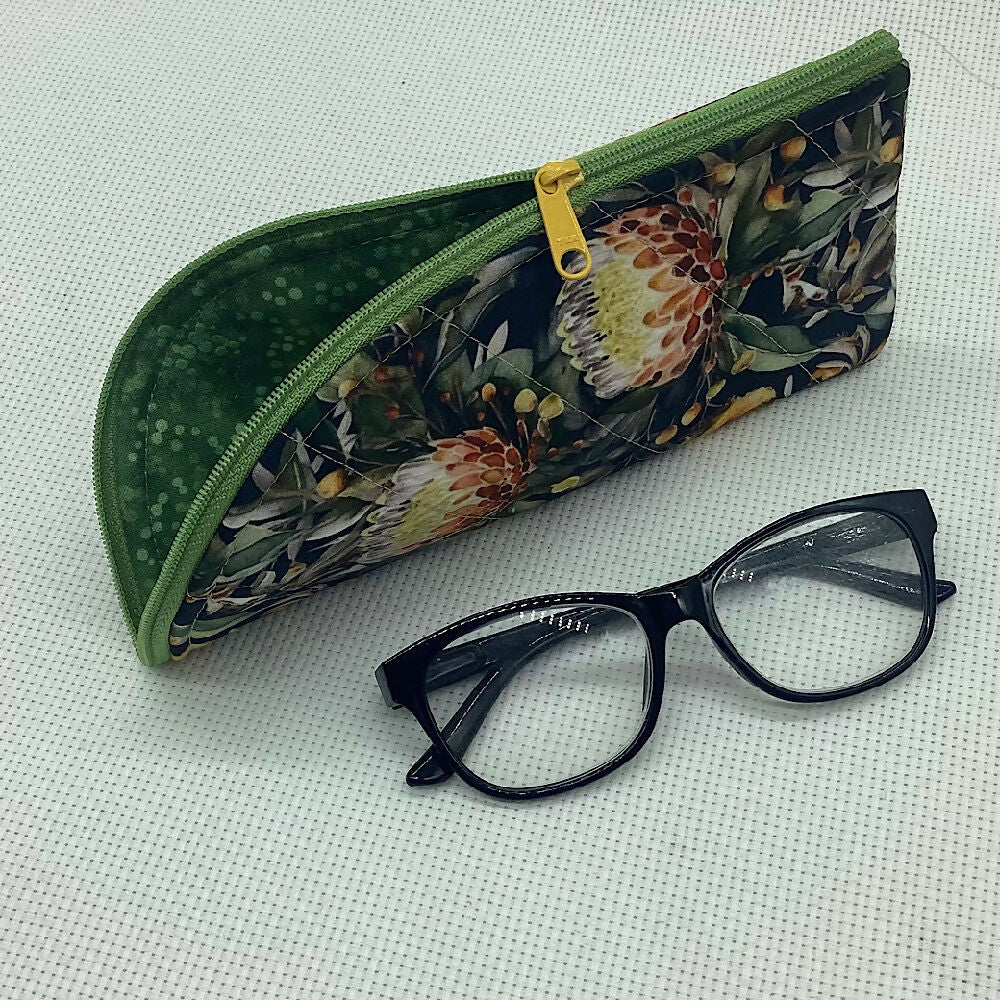 Australian wildflowers curved top zip pouch for glasses, phones, handbag organiser, etc.