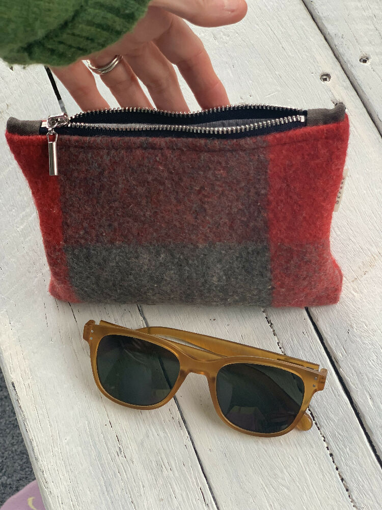 Upcycled Blanket Small Zipper pouch / Coin pouch/ wool check pouch / blanket bag / wool blanket