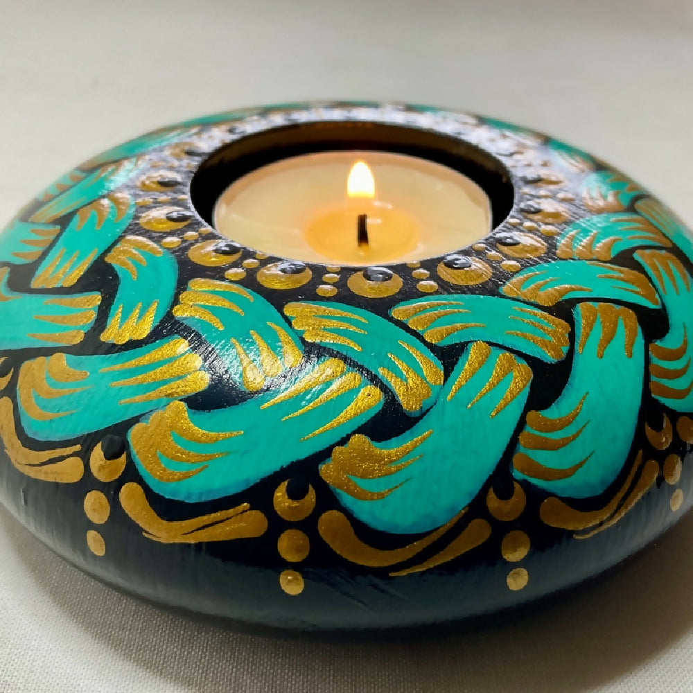 Hand-painted Tea-light Candle Holder Gift Boxed, Celtic Knot Design, Green Gold & Black